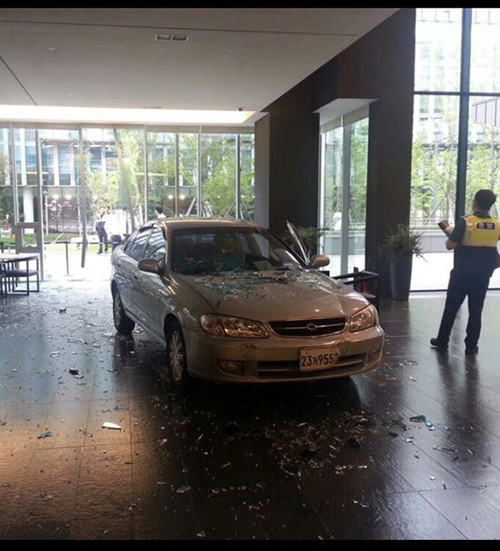 Man Rams Car Into Nexon For Ruining His Life With Addictive Games