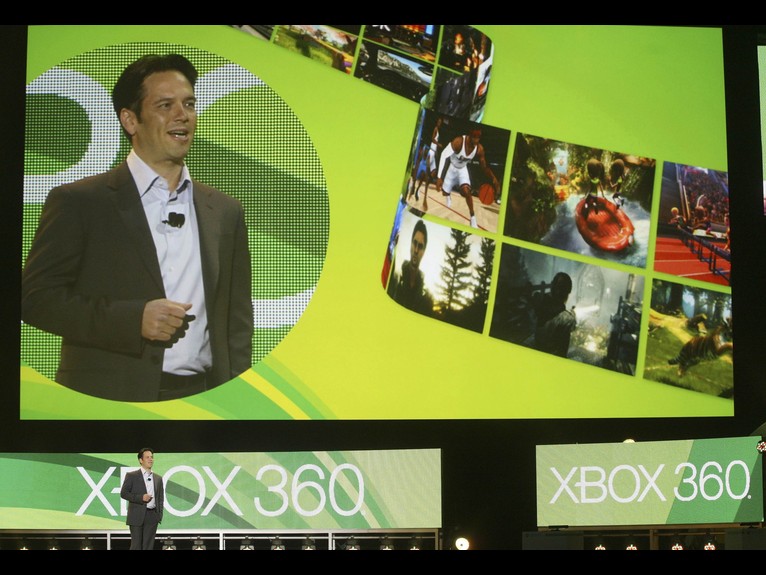 Microsoft: Xbox 360 Still Has More Than 2 Years Left