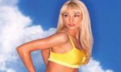 DOA Bikinis zu verkaufen