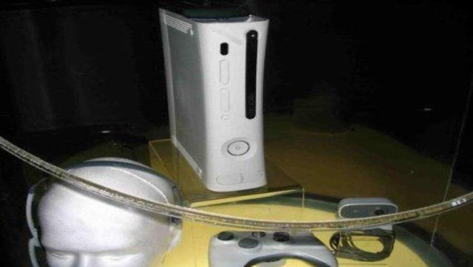 XBox 360 Specs Promise Free XBox Live