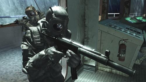 Sony corrige Assassin's Creed et casse CoD 4