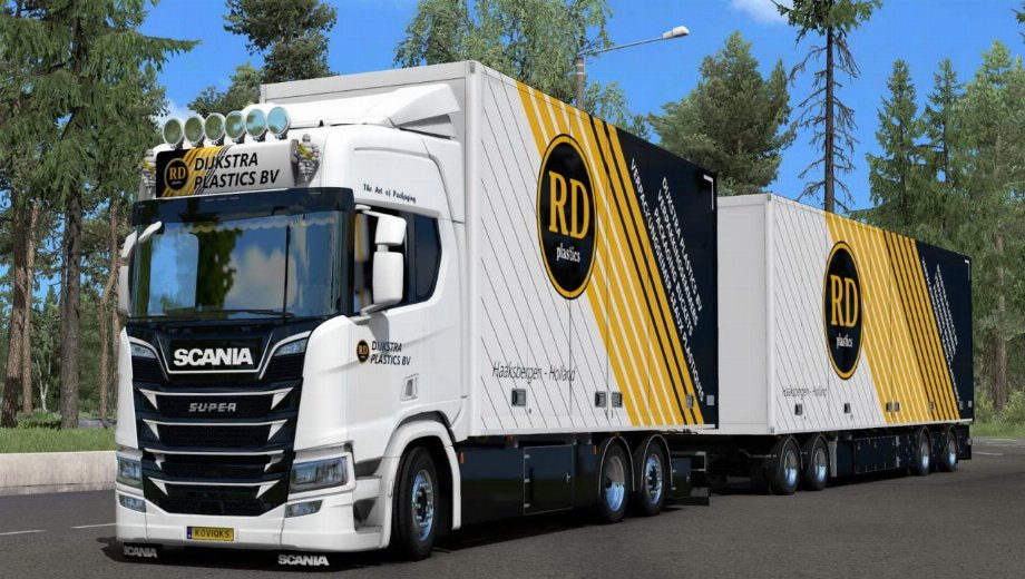 Euro Truck Simulator 2 v1.16.x.x - v1.47.x.x (+15 Trainer)
