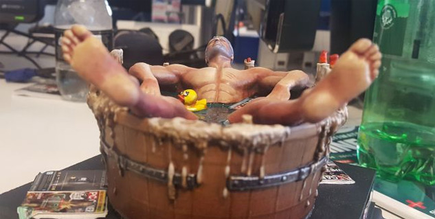 CD Projekt Red ha enviado una estatua de Geralt a una web de análisis