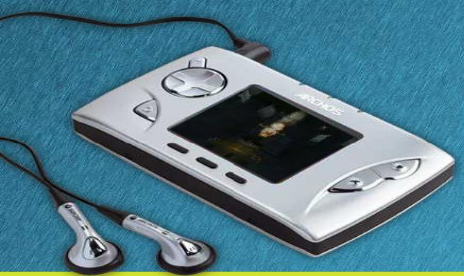 Gmini400 mp3 Player Offers Gaming
