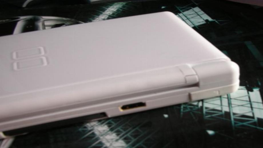 DS Lite Cracking Under Pressure – Update