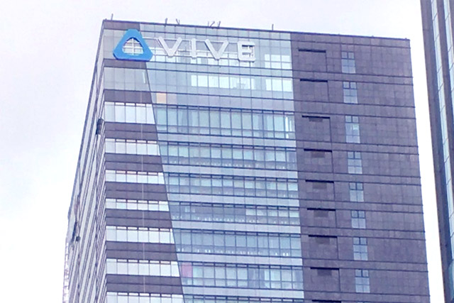 HTC to open 10,000+ Vive test sites in China