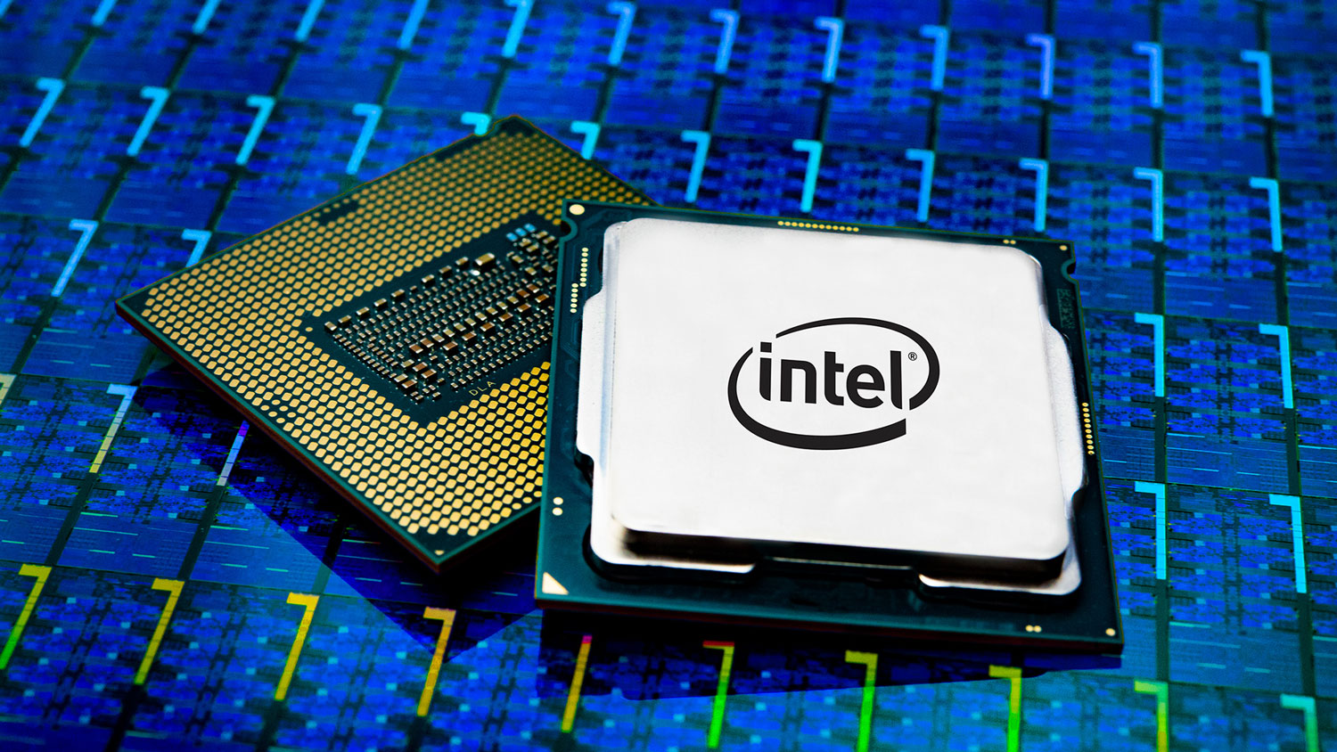 Intel podría rebajar los precios para competir con las CPU Zen 3 de AMD