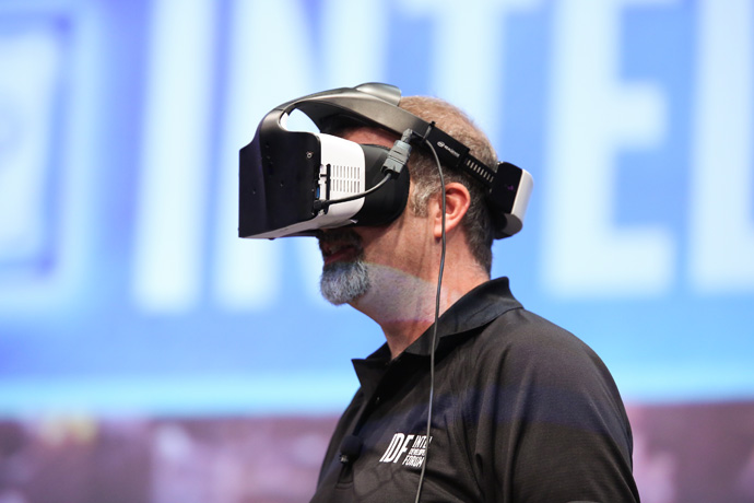 Intel Is Making An Untethered Virtual Reality Headset: Project Alloy