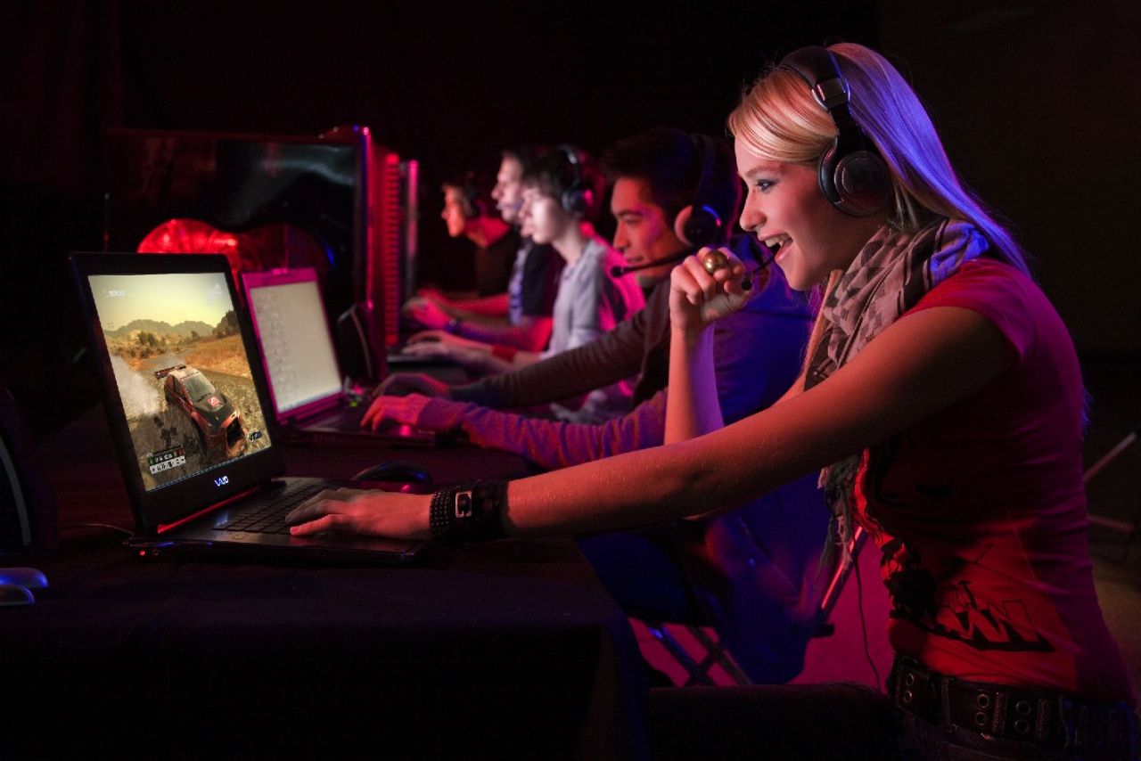 AMD Introduces The World’s First DirectX 11 Mobile GPUs