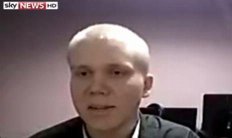 Hacker Who Took Down PSN And Xbox LIVE Gets A Slap On The Wrist