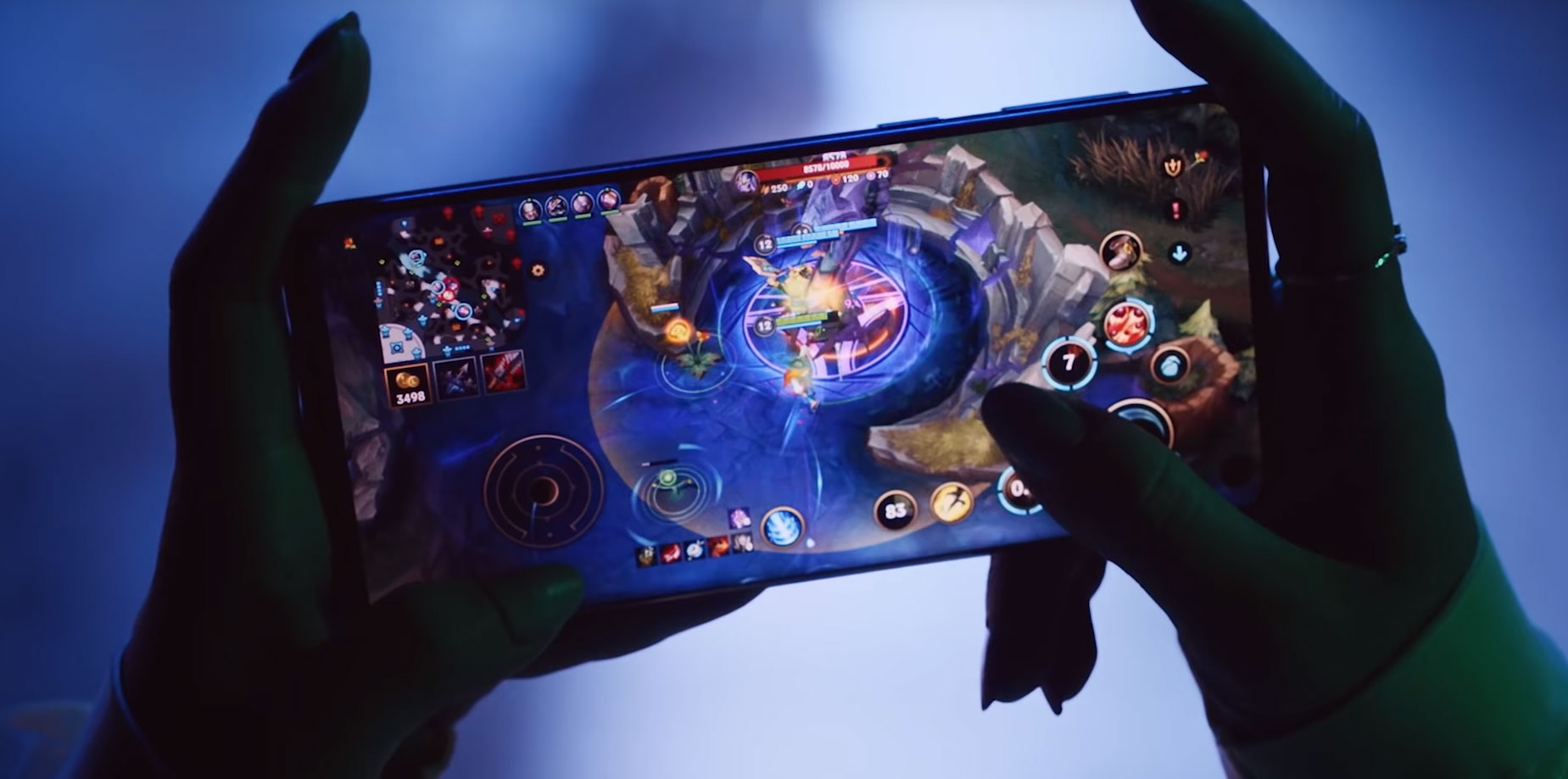 League of Legends is getting a mobile game