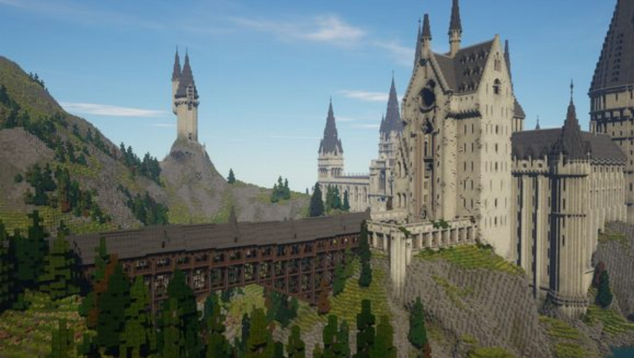 The Minecraft Hogwarts RPG map is now available to all