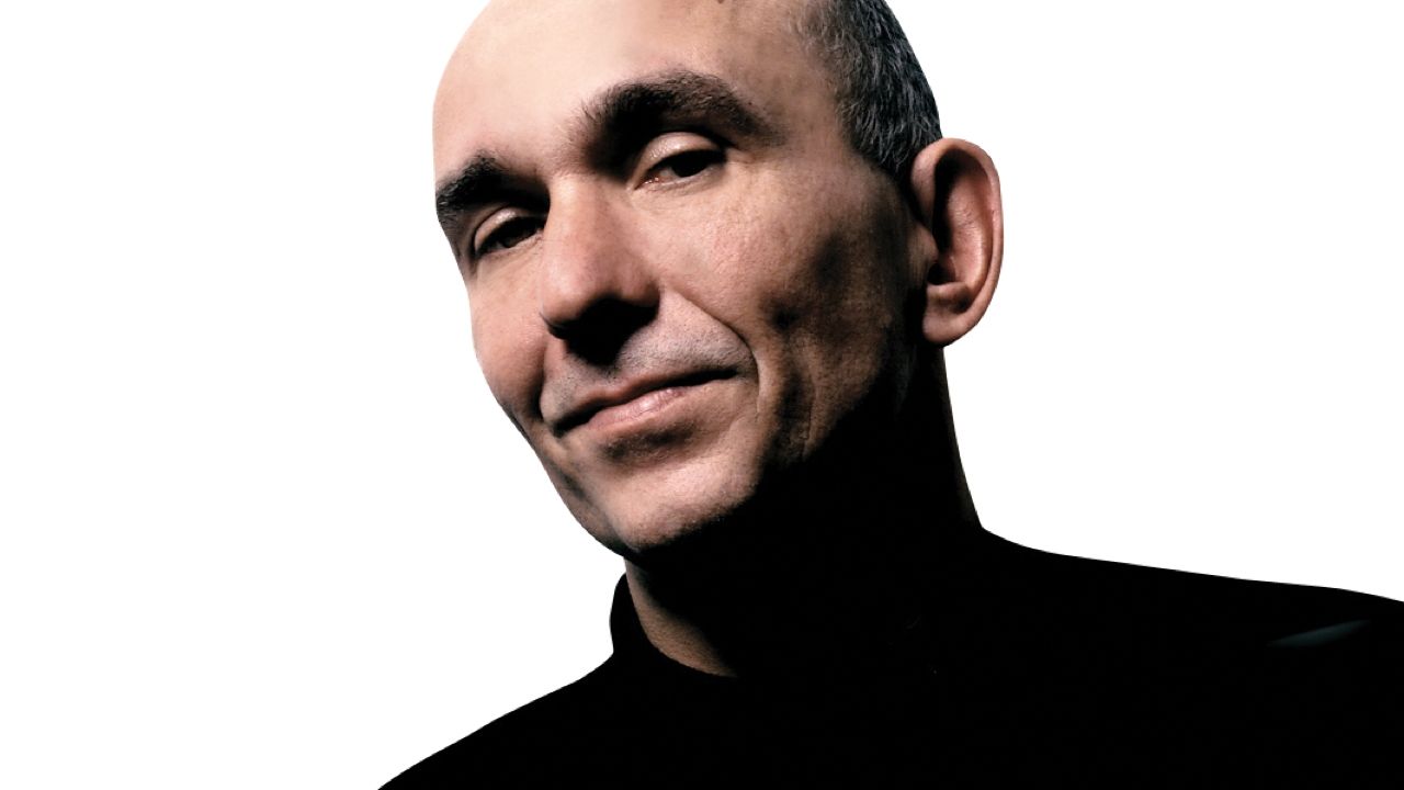 Peter Molyneux Defends Xbox One Always-Online Requirements