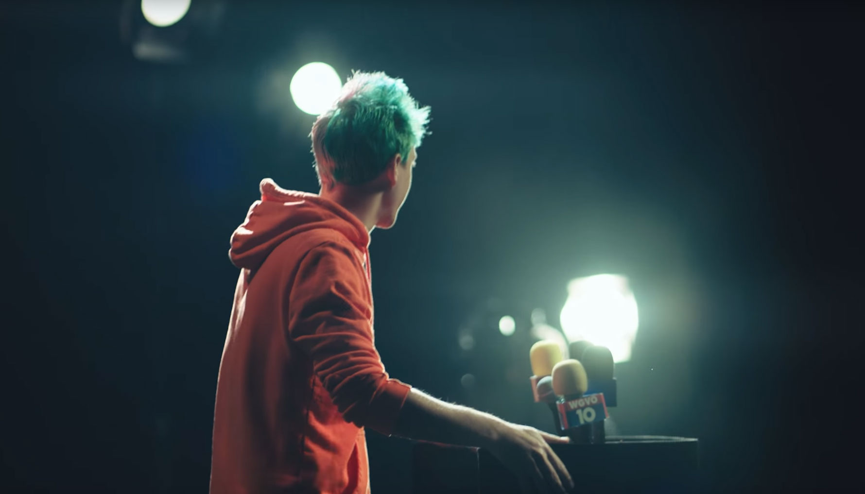 Twitch’s biggest streamer, Ninja, is now a Mixer, Microsoft exclusive