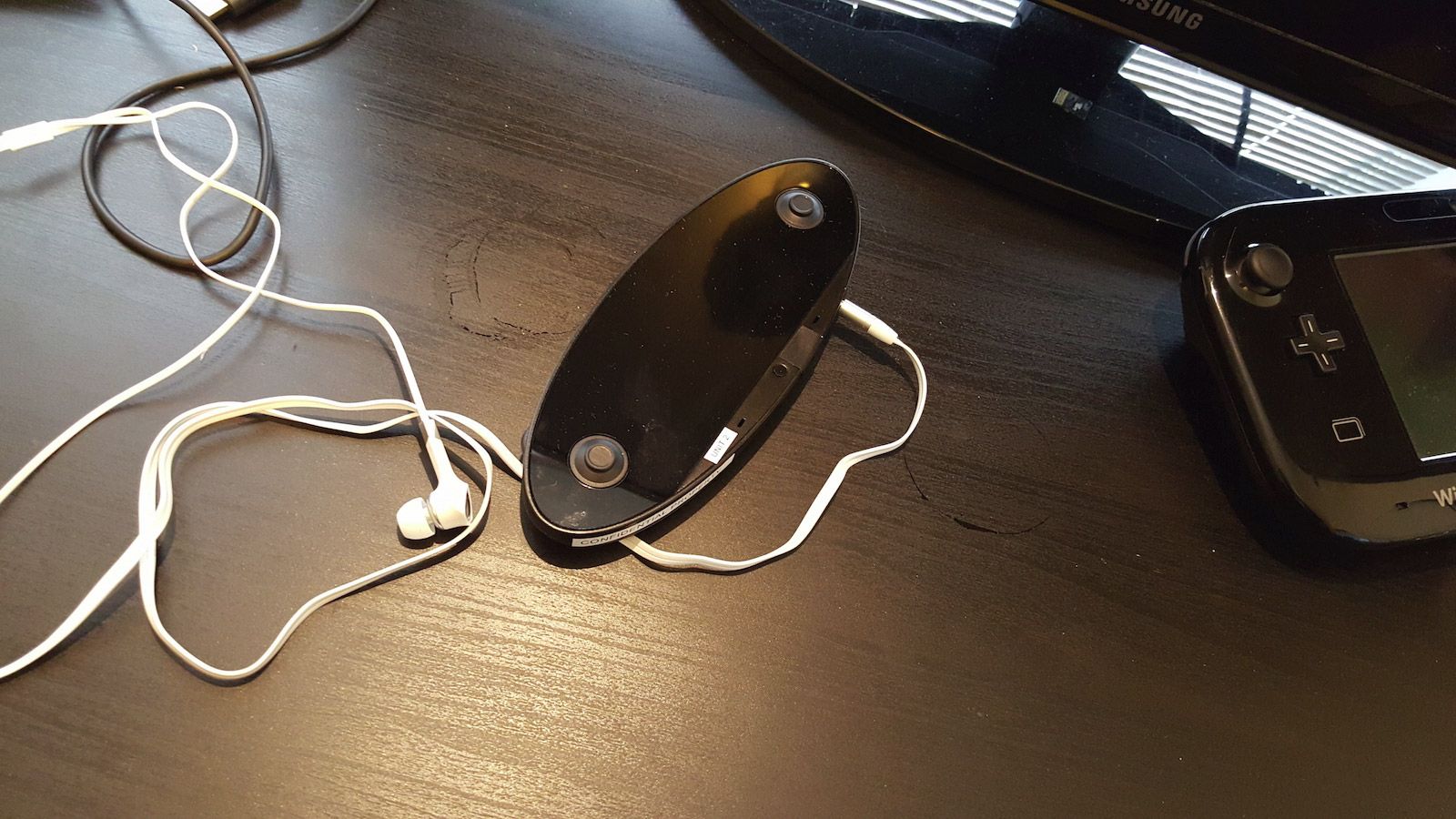 Yup ! Ces fuites sur la manette de la NX sont toutes fausses