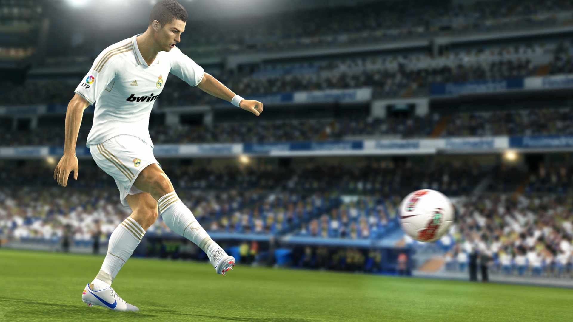 Pro Evolution Soccer 2013 (+8 Trainer) [ali.chila]