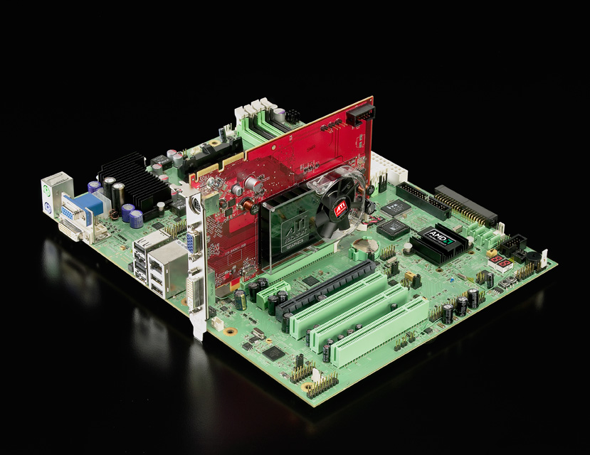 AMD lanza una GPU DirectX 10 de 55 nm para placas base
