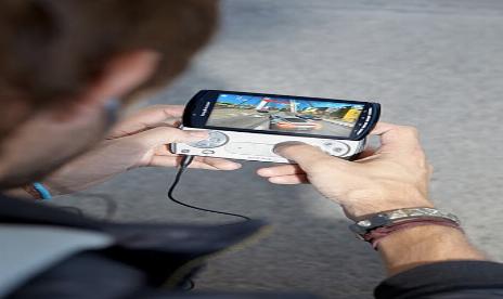 PlayStation Phone Xperia PLAY Officially Dated And Detailed