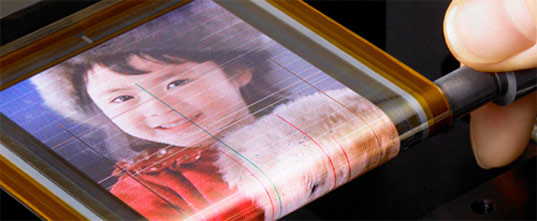 New Sony LED Display Can Be Rolled On A Pen