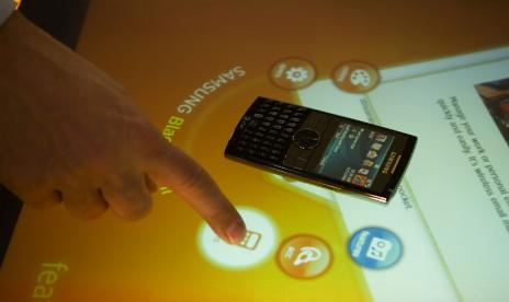AT&T To Introduce Microsoft Surface