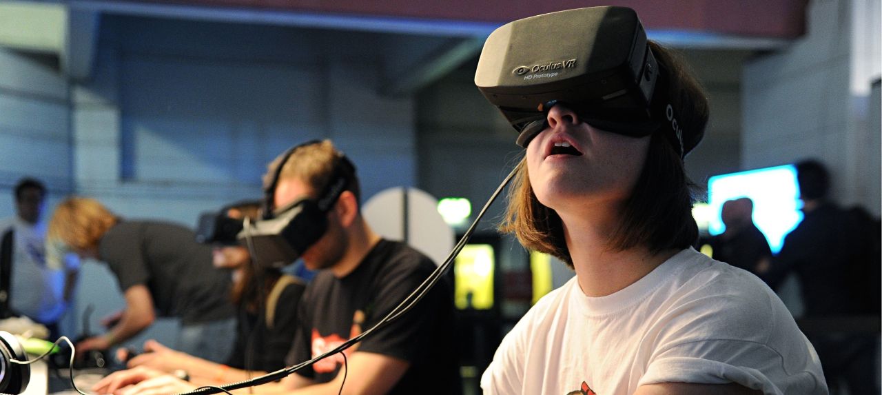 Half Life Writer: Virtual Reality Is Still At Pong Stage