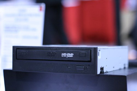 Toshiba Gives Up On HD-DVD