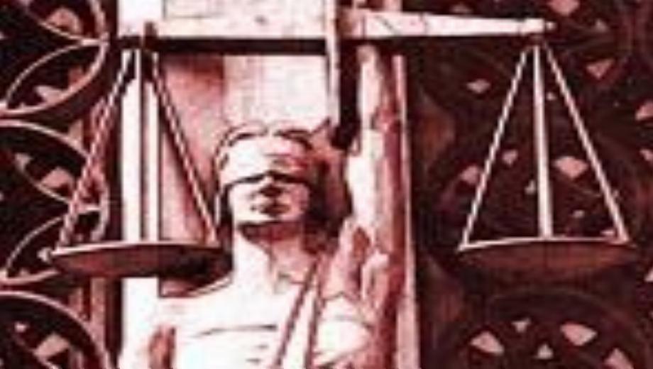 Hollywood Told – All You Can Sue