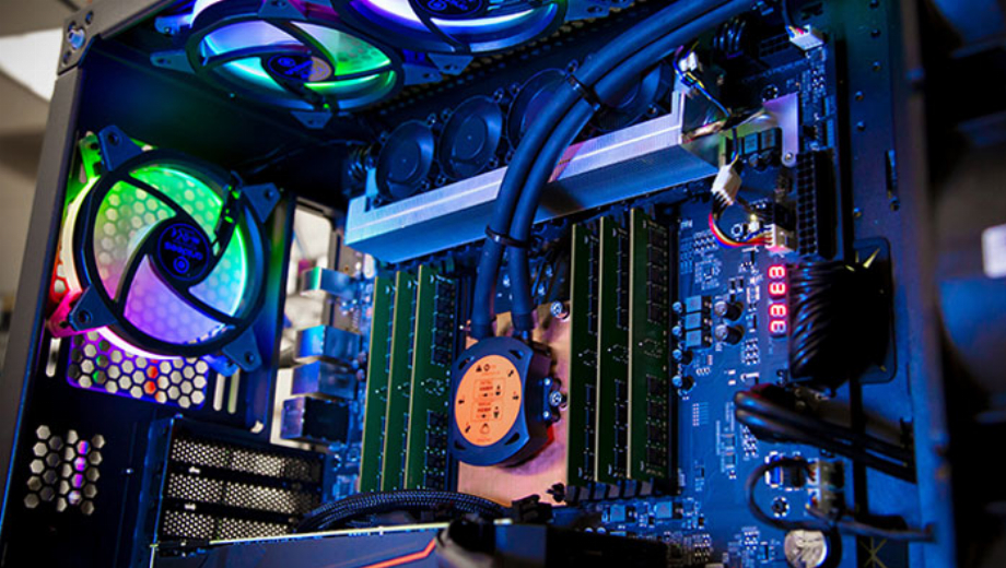 Intel’s 28-core Xeon HEDT chip is now available… for $3,000