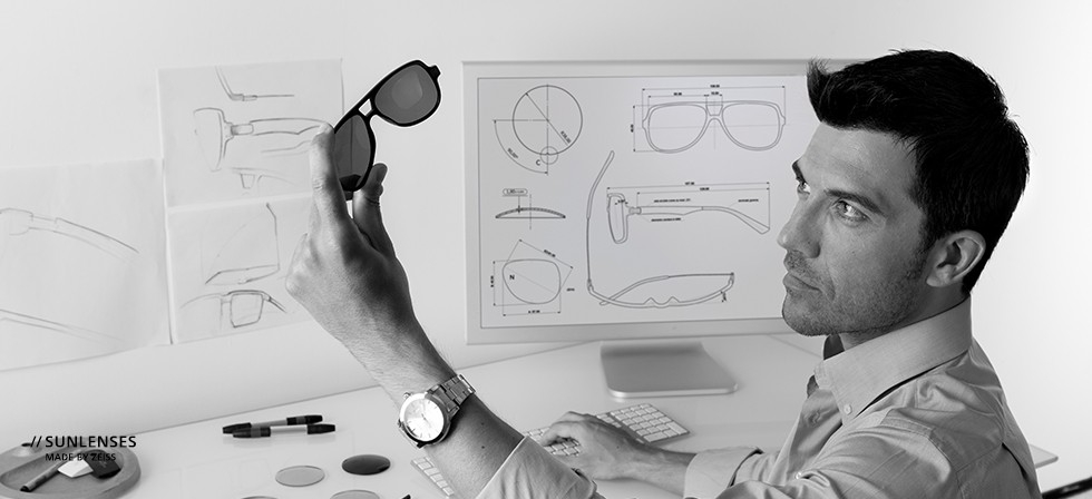 Apple Is Reportedly Working With Zeiss On Virtual Reality Glasses